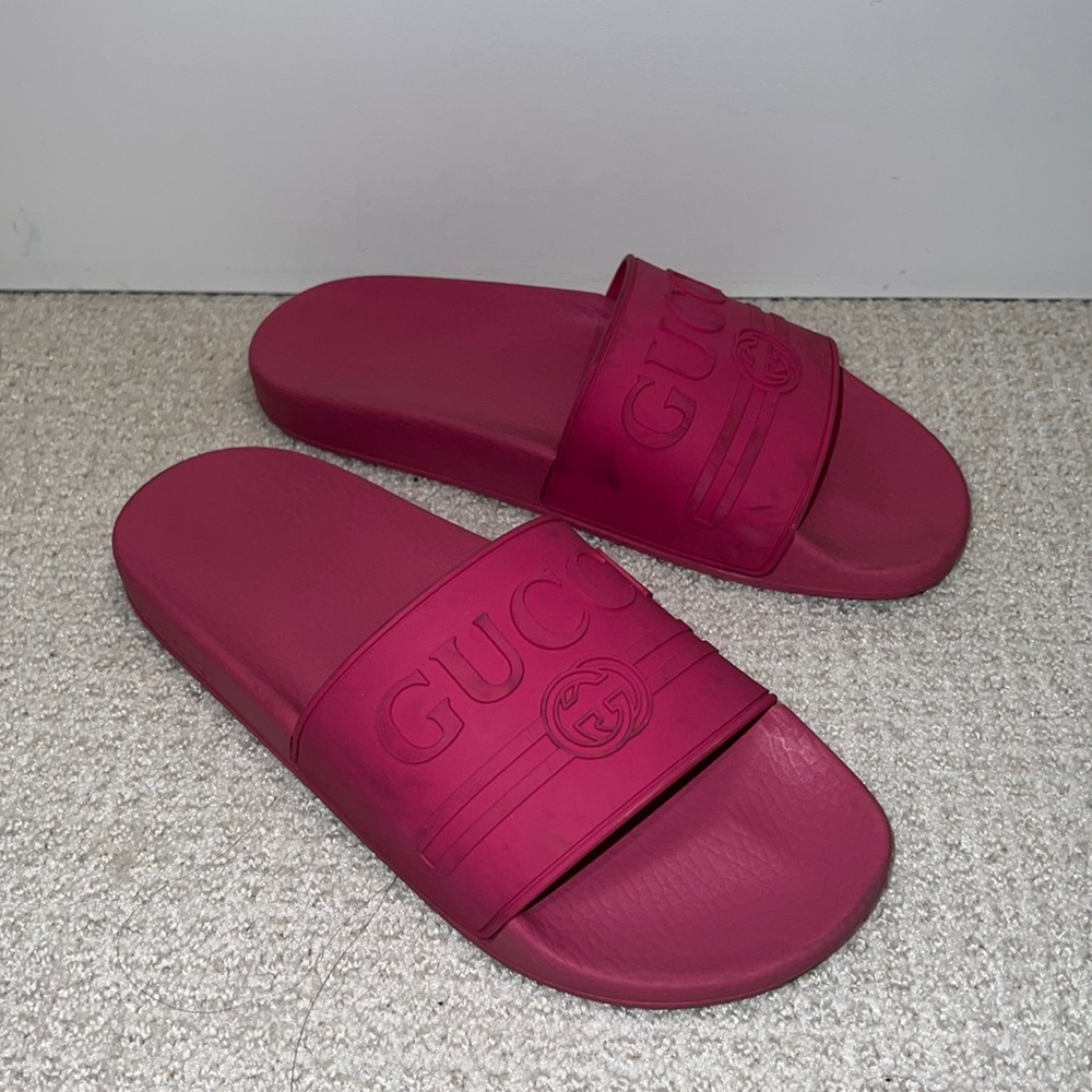 Pink Gucci Pool Slides in Size 8